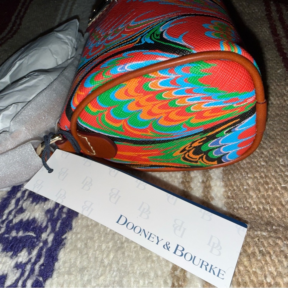 Dooney & Bourke Red Coated Cotton Plumes Clutch Crossbody - Picture 3 of 4